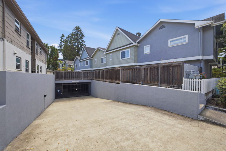 49-web-or-mls-00146